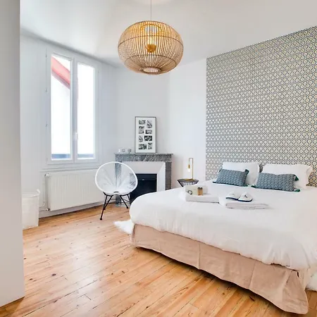Luckey Homes - Rue Loeb Apartman